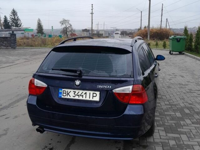 Синий БМВ 3 Серия, объемом двигателя 2 л и пробегом 197 тыс. км за 5700 $, фото 8 на Automoto.ua