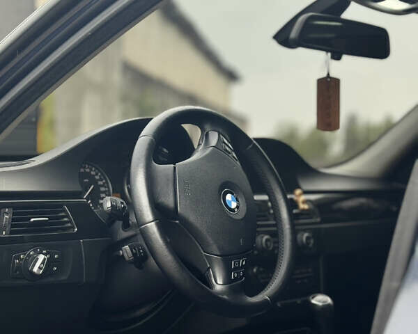 Синий БМВ 3 Серия, объемом двигателя 2 л и пробегом 340 тыс. км за 7200 $, фото 18 на Automoto.ua