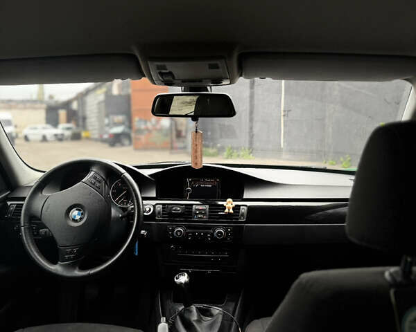 Синий БМВ 3 Серия, объемом двигателя 2 л и пробегом 340 тыс. км за 7200 $, фото 12 на Automoto.ua