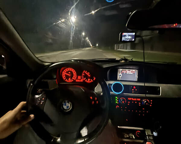 Синій БМВ 3 Серія, об'ємом двигуна 2 л та пробігом 370 тис. км за 9000 $, фото 6 на Automoto.ua