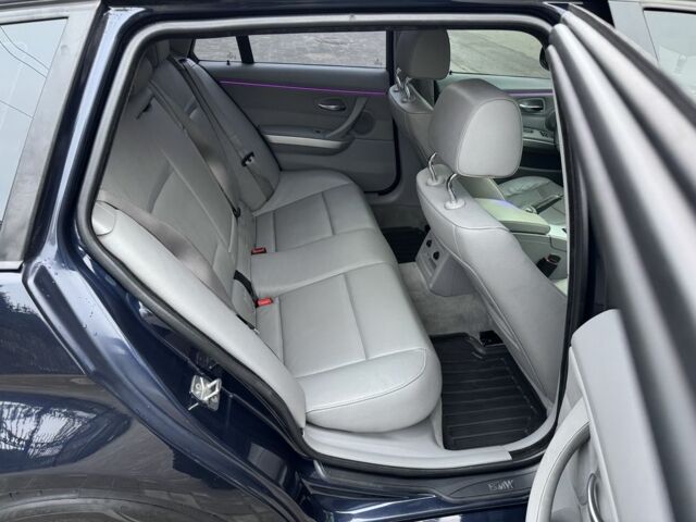 Синий БМВ 3 Серия, объемом двигателя 2 л и пробегом 351 тыс. км за 7800 $, фото 19 на Automoto.ua