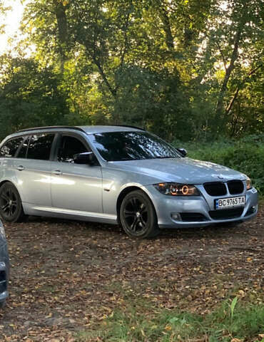 Синій БМВ 3 Серія, об'ємом двигуна 2 л та пробігом 390 тис. км за 8700 $, фото 3 на Automoto.ua