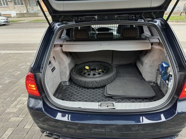 Синий БМВ 3 Серия, объемом двигателя 2 л и пробегом 351 тыс. км за 7800 $, фото 9 на Automoto.ua