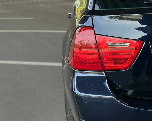 Синій БМВ 3 Серія, об'ємом двигуна 2 л та пробігом 351 тис. км за 7600 $, фото 10 на Automoto.ua