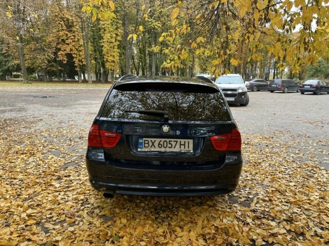 БМВ 3 Серия 2011 в Староконстантинов на Automoto.ua Синий БМВ 3 Серия, объемом двигателя 2 л и пробегом 390 тыс. км за 7200 $, фото 3 на Automoto.ua