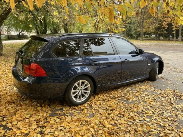 БМВ 3 Серия 2011 в Староконстантинов на Automoto.ua Синий БМВ 3 Серия, объемом двигателя 2 л и пробегом 390 тыс. км за 7200 $, фото 4 на Automoto.ua