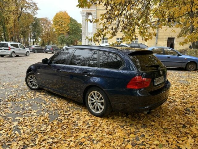 БМВ 3 Серия 2011 в Староконстантинов на Automoto.ua Синий БМВ 3 Серия, объемом двигателя 2 л и пробегом 390 тыс. км за 7200 $, фото 2 на Automoto.ua