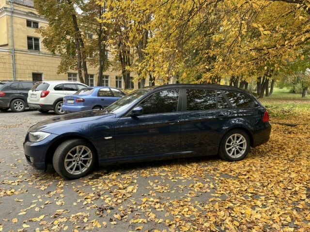 БМВ 3 Серия 2011 в Староконстантинов на Automoto.ua Синий БМВ 3 Серия, объемом двигателя 2 л и пробегом 390 тыс. км за 7200 $, фото 1 на Automoto.ua