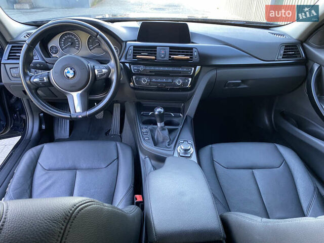 Синій БМВ 3 Серія, об'ємом двигуна 2 л та пробігом 92 тис. км за 17200 $, фото 4 на Automoto.ua