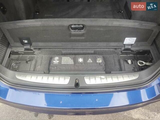 Синий БМВ 3 Серия, объемом двигателя 2 л и пробегом 262 тыс. км за 18000 $, фото 26 на Automoto.ua