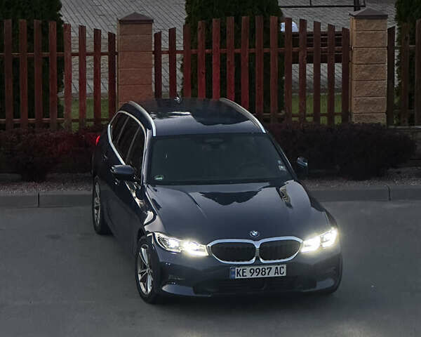 Синий БМВ 3 Серия, объемом двигателя 2 л и пробегом 111 тыс. км за 22500 $, фото 4 на Automoto.ua