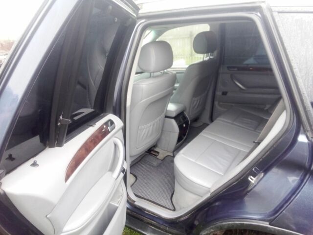 Синій БМВ 3 Серія, об'ємом двигуна 3 л та пробігом 275 тис. км за 8509 $, фото 9 на Automoto.ua