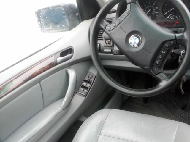 Синій БМВ 3 Серія, об'ємом двигуна 3 л та пробігом 275 тис. км за 8509 $, фото 7 на Automoto.ua