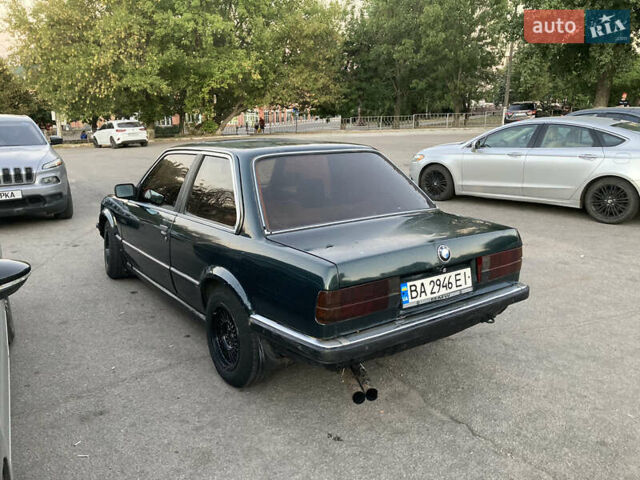 Зелений БМВ 3 Серія, об'ємом двигуна 1.8 л та пробігом 345 тис. км за 1300 $, фото 3 на Automoto.ua