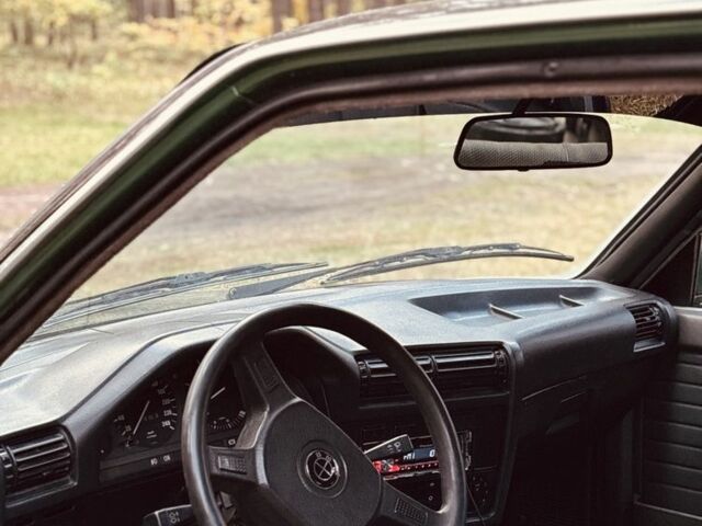 Зелений БМВ 3 Серія, об'ємом двигуна 1.8 л та пробігом 411 тис. км за 1500 $, фото 4 на Automoto.ua