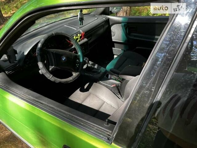 Зеленый БМВ 3 Серия, объемом двигателя 1.6 л и пробегом 198 тыс. км за 5100 $, фото 3 на Automoto.ua