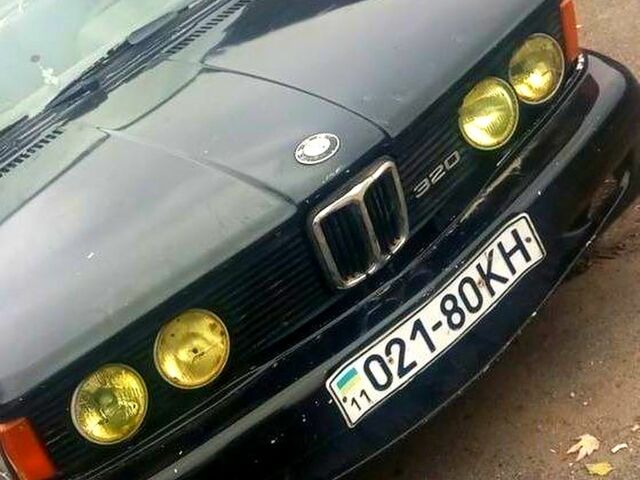 Зеленый БМВ 3 Серия, объемом двигателя 1.6 л и пробегом 400 тыс. км за 707 $, фото 5 на Automoto.ua