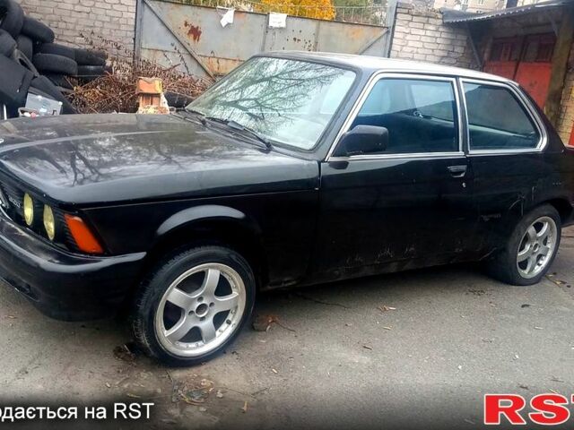 Зеленый БМВ 3 Серия, объемом двигателя 1.6 л и пробегом 400 тыс. км за 707 $, фото 4 на Automoto.ua