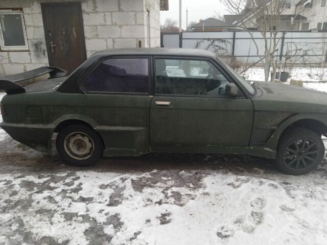 Зеленый БМВ 3 Серия, объемом двигателя 1.8 л и пробегом 1 тыс. км за 500 $, фото 3 на Automoto.ua