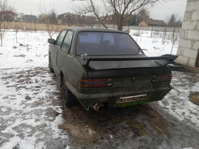 Зеленый БМВ 3 Серия, объемом двигателя 1.8 л и пробегом 1 тыс. км за 500 $, фото 4 на Automoto.ua