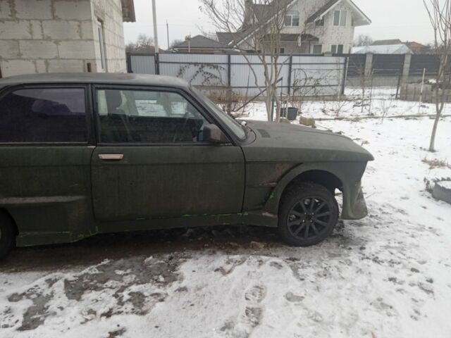 Зеленый БМВ 3 Серия, объемом двигателя 1.8 л и пробегом 1 тыс. км за 500 $, фото 5 на Automoto.ua