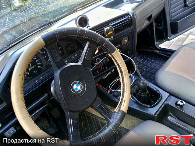 Зелений БМВ 3 Серія, об'ємом двигуна 1.8 л та пробігом 0 тис. км за 1400 $, фото 4 на Automoto.ua