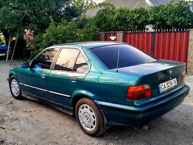 Зеленый БМВ 3 Серия, объемом двигателя 1.6 л и пробегом 303 тыс. км за 2000 $, фото 5 на Automoto.ua