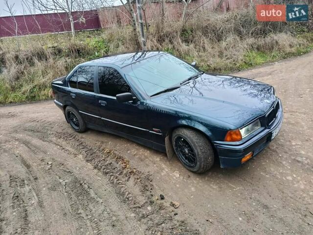 Зеленый БМВ 3 Серия, объемом двигателя 1.6 л и пробегом 250 тыс. км за 2428 $, фото 3 на Automoto.ua