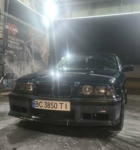 Зеленый БМВ 3 Серия, объемом двигателя 2 л и пробегом 448 тыс. км за 2500 $, фото 1 на Automoto.ua