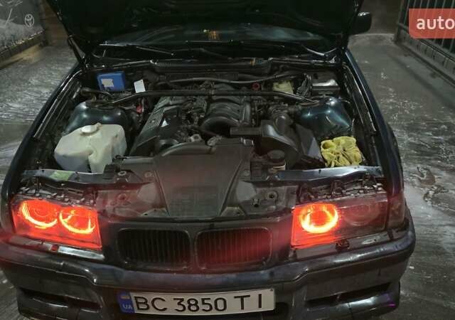 Зеленый БМВ 3 Серия, объемом двигателя 2 л и пробегом 448 тыс. км за 2500 $, фото 16 на Automoto.ua