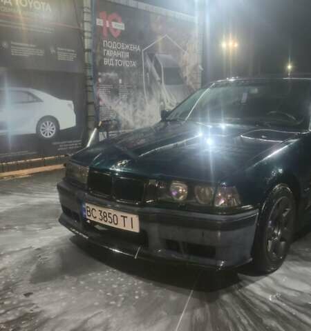 Зеленый БМВ 3 Серия, объемом двигателя 2 л и пробегом 448 тыс. км за 2500 $, фото 2 на Automoto.ua