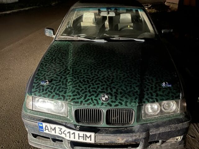 Зеленый БМВ 3 Серия, объемом двигателя 2 л и пробегом 200 тыс. км за 2600 $, фото 2 на Automoto.ua