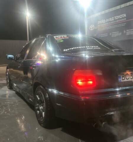 Зеленый БМВ 3 Серия, объемом двигателя 2 л и пробегом 448 тыс. км за 2500 $, фото 10 на Automoto.ua