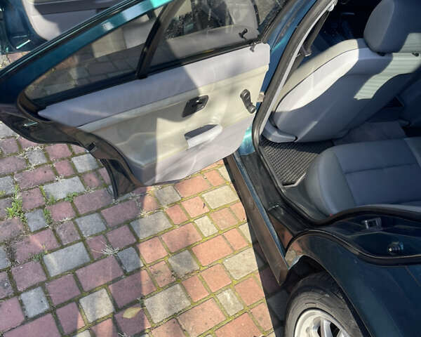 Зеленый БМВ 3 Серия, объемом двигателя 1.99 л и пробегом 253 тыс. км за 6600 $, фото 10 на Automoto.ua