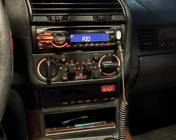 Зеленый БМВ 3 Серия, объемом двигателя 1.99 л и пробегом 260 тыс. км за 4500 $, фото 8 на Automoto.ua