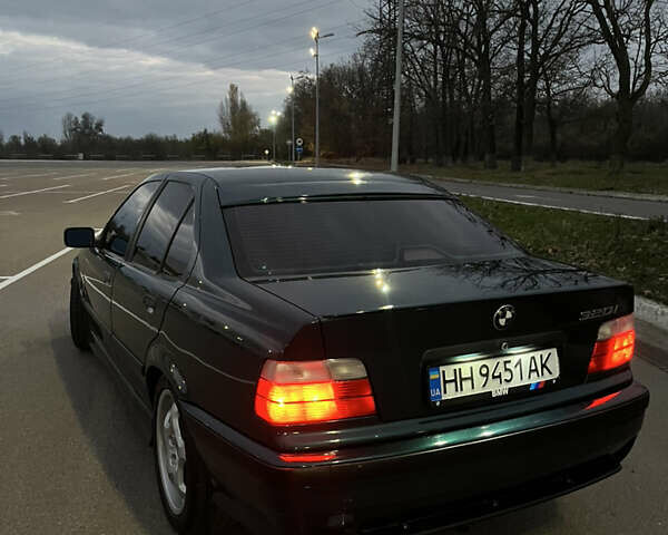 Зеленый БМВ 3 Серия, объемом двигателя 1.99 л и пробегом 260 тыс. км за 4500 $, фото 2 на Automoto.ua