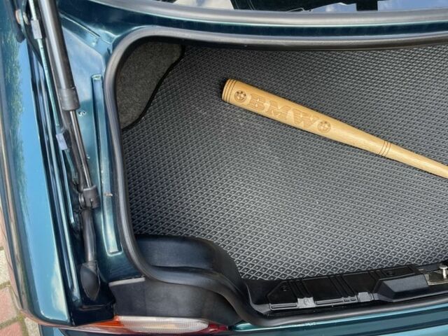 Зеленый БМВ 3 Серия, объемом двигателя 2 л и пробегом 250 тыс. км за 5600 $, фото 14 на Automoto.ua