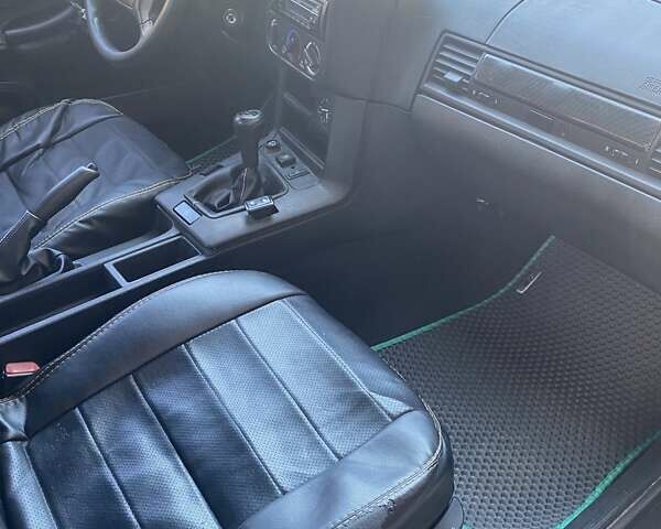 Зеленый БМВ 3 Серия, объемом двигателя 1.8 л и пробегом 333 тыс. км за 2200 $, фото 5 на Automoto.ua