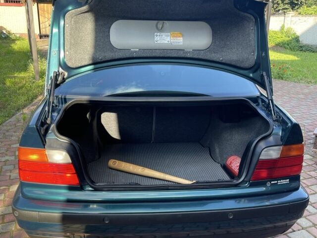 Зеленый БМВ 3 Серия, объемом двигателя 2 л и пробегом 250 тыс. км за 5600 $, фото 11 на Automoto.ua