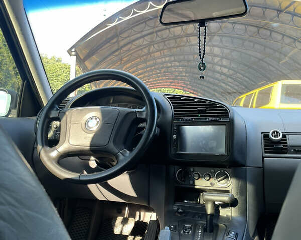 Зеленый БМВ 3 Серия, объемом двигателя 1.99 л и пробегом 253 тыс. км за 6600 $, фото 38 на Automoto.ua