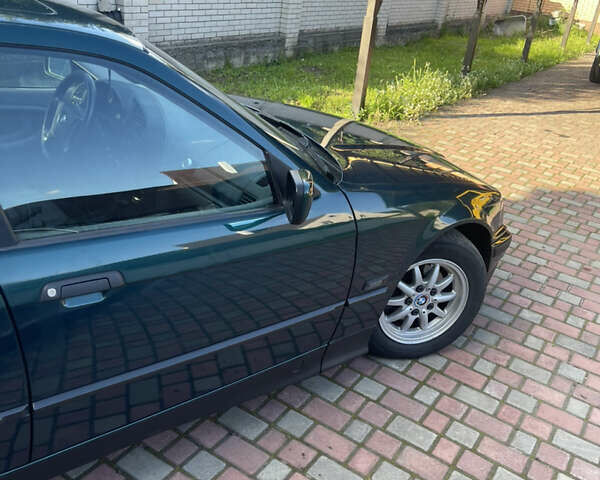 Зеленый БМВ 3 Серия, объемом двигателя 1.99 л и пробегом 253 тыс. км за 6600 $, фото 4 на Automoto.ua