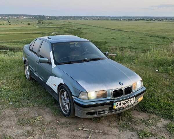 Зеленый БМВ 3 Серия, объемом двигателя 1.8 л и пробегом 333 тыс. км за 2200 $, фото 3 на Automoto.ua