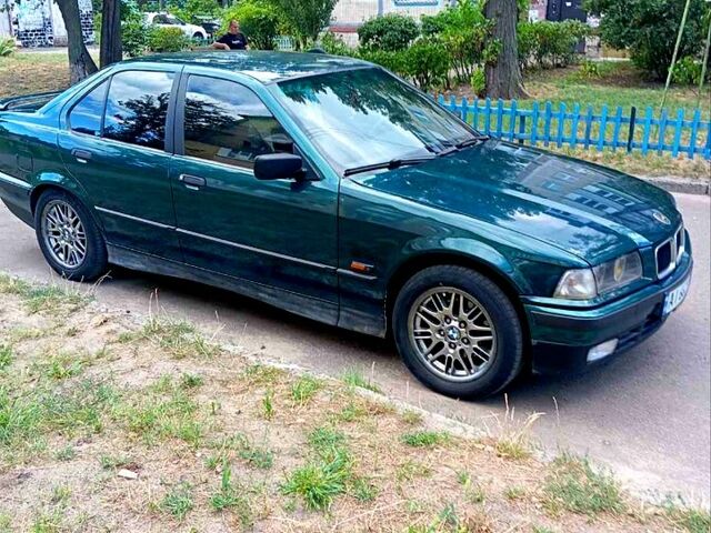 Зеленый БМВ 3 Серия, объемом двигателя 1.6 л и пробегом 380 тыс. км за 3000 $, фото 3 на Automoto.ua