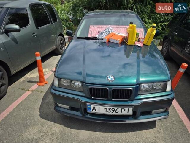 Зеленый БМВ 3 Серия, объемом двигателя 2 л и пробегом 600 тыс. км за 4800 $, фото 1 на Automoto.ua