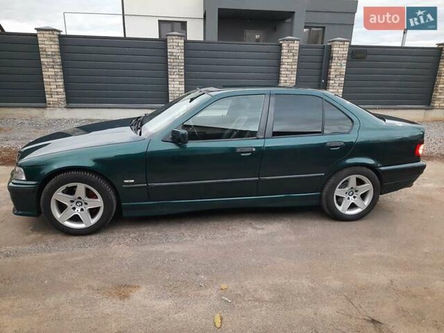 Зеленый БМВ 3 Серия, объемом двигателя 2 л и пробегом 340 тыс. км за 3800 $, фото 5 на Automoto.ua