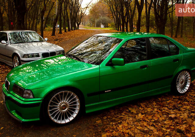 Зеленый БМВ 3 Серия, объемом двигателя 1.9 л и пробегом 308 тыс. км за 6999 $, фото 4 на Automoto.ua