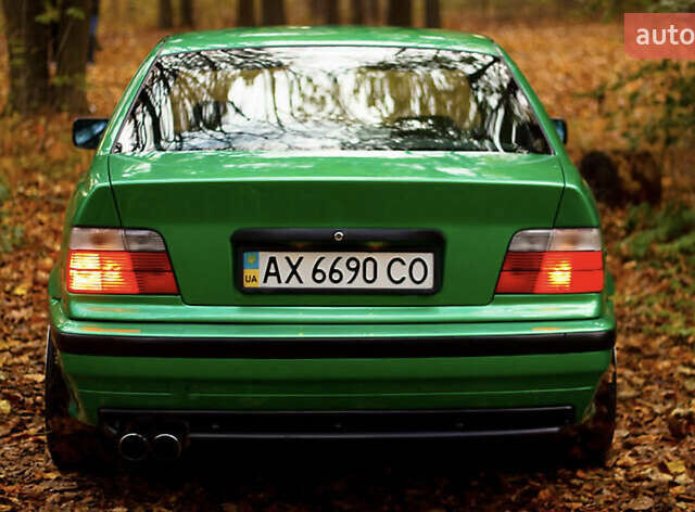 Зеленый БМВ 3 Серия, объемом двигателя 1.9 л и пробегом 308 тыс. км за 6999 $, фото 3 на Automoto.ua