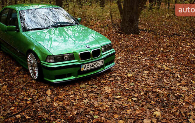 Зеленый БМВ 3 Серия, объемом двигателя 1.9 л и пробегом 308 тыс. км за 6999 $, фото 2 на Automoto.ua