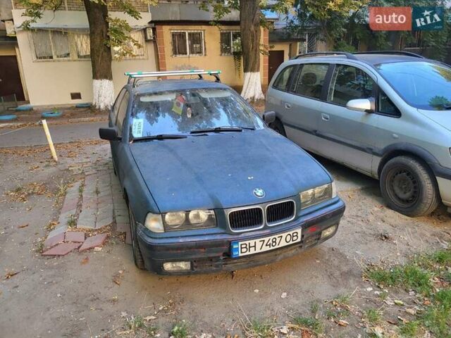 Зеленый БМВ 3 Серия, объемом двигателя 2.5 л и пробегом 230 тыс. км за 3000 $, фото 2 на Automoto.ua
