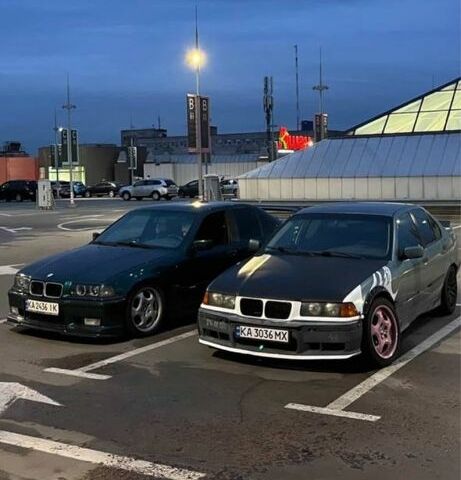 Зелений БМВ 3 Серія, об'ємом двигуна 2.5 л та пробігом 100 тис. км за 4199 $, фото 1 на Automoto.ua